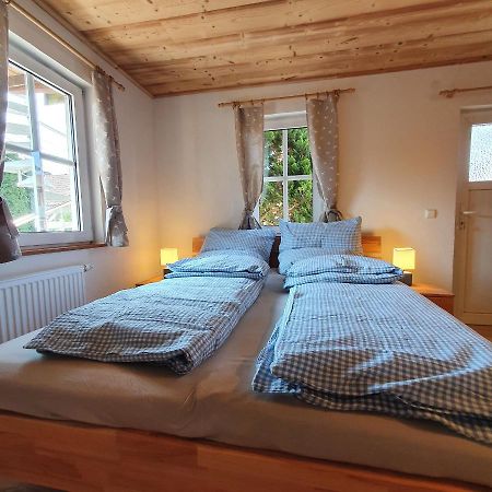 Alte Backstube - Ferienwohnung Huettenstube Und Ferienzimmer Auszeit Erkenbrechtsweiler Екстер'єр фото