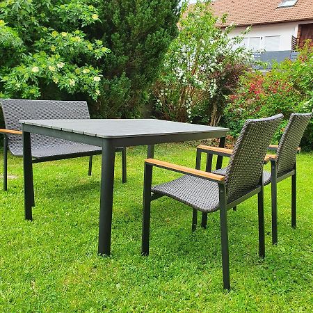 Alte Backstube - Ferienwohnung Huettenstube Und Ferienzimmer Auszeit Erkenbrechtsweiler Екстер'єр фото
