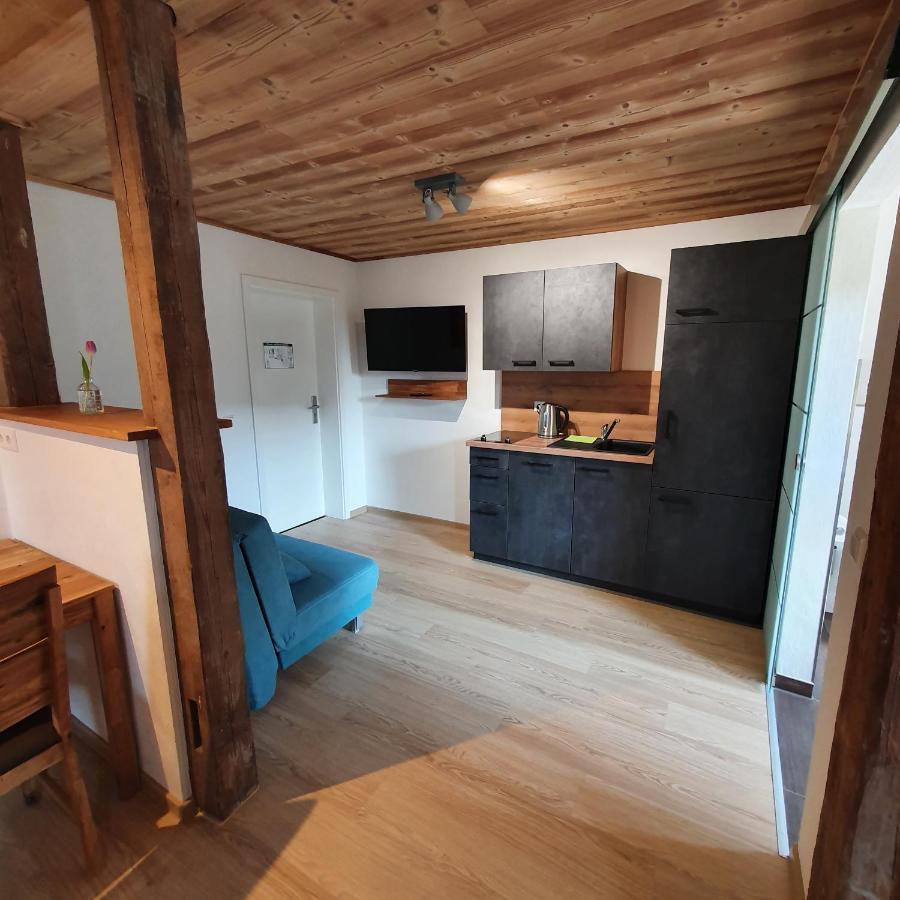 Alte Backstube - Ferienwohnung Huettenstube Und Ferienzimmer Auszeit Erkenbrechtsweiler Екстер'єр фото